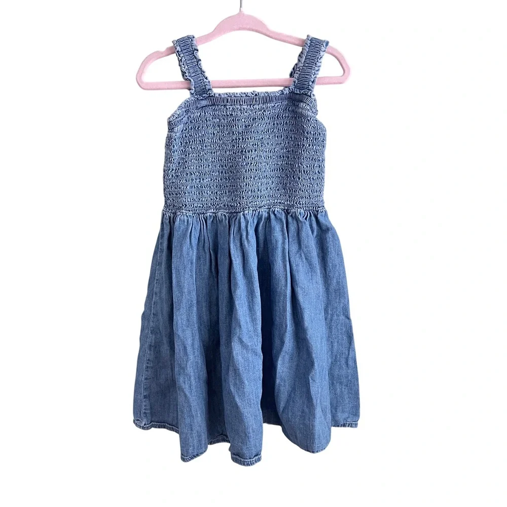 Gap Denim Smocked Dress Girls XS 4-5 Sleeveless‎ Chambray Blue Boho Summer